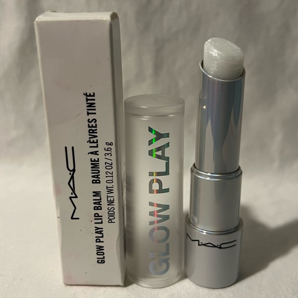 💋NIB💋 MAC Glow Play Lip Balm in Halo at Me - Picture 4 of 9